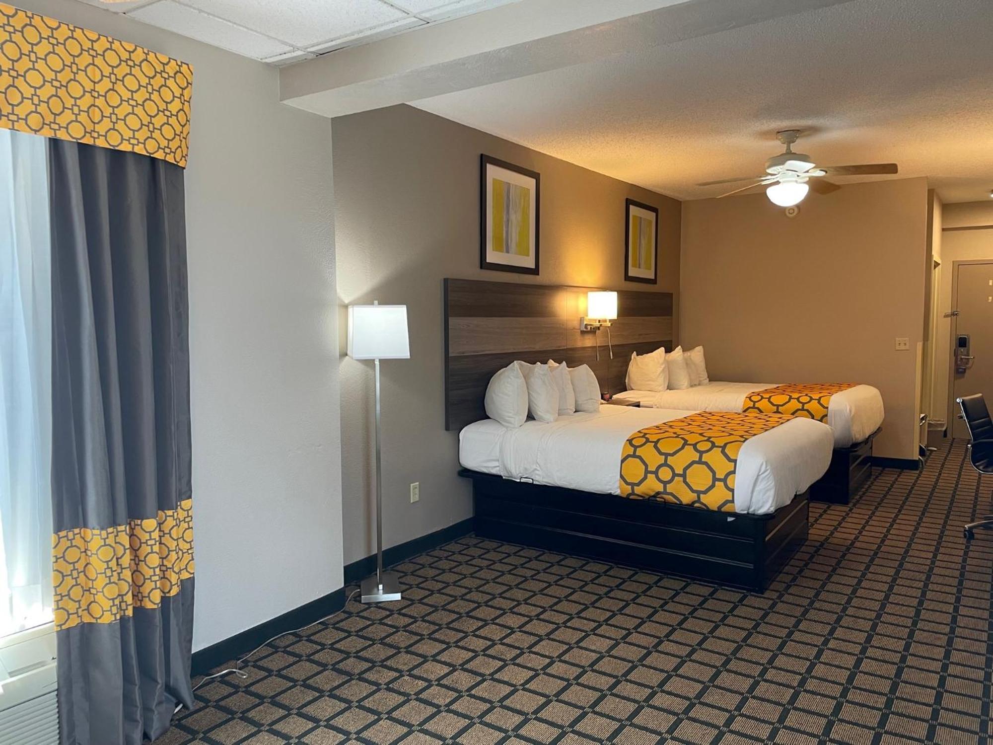 Hotel Baymont By Wyndham West Plains Exterior foto