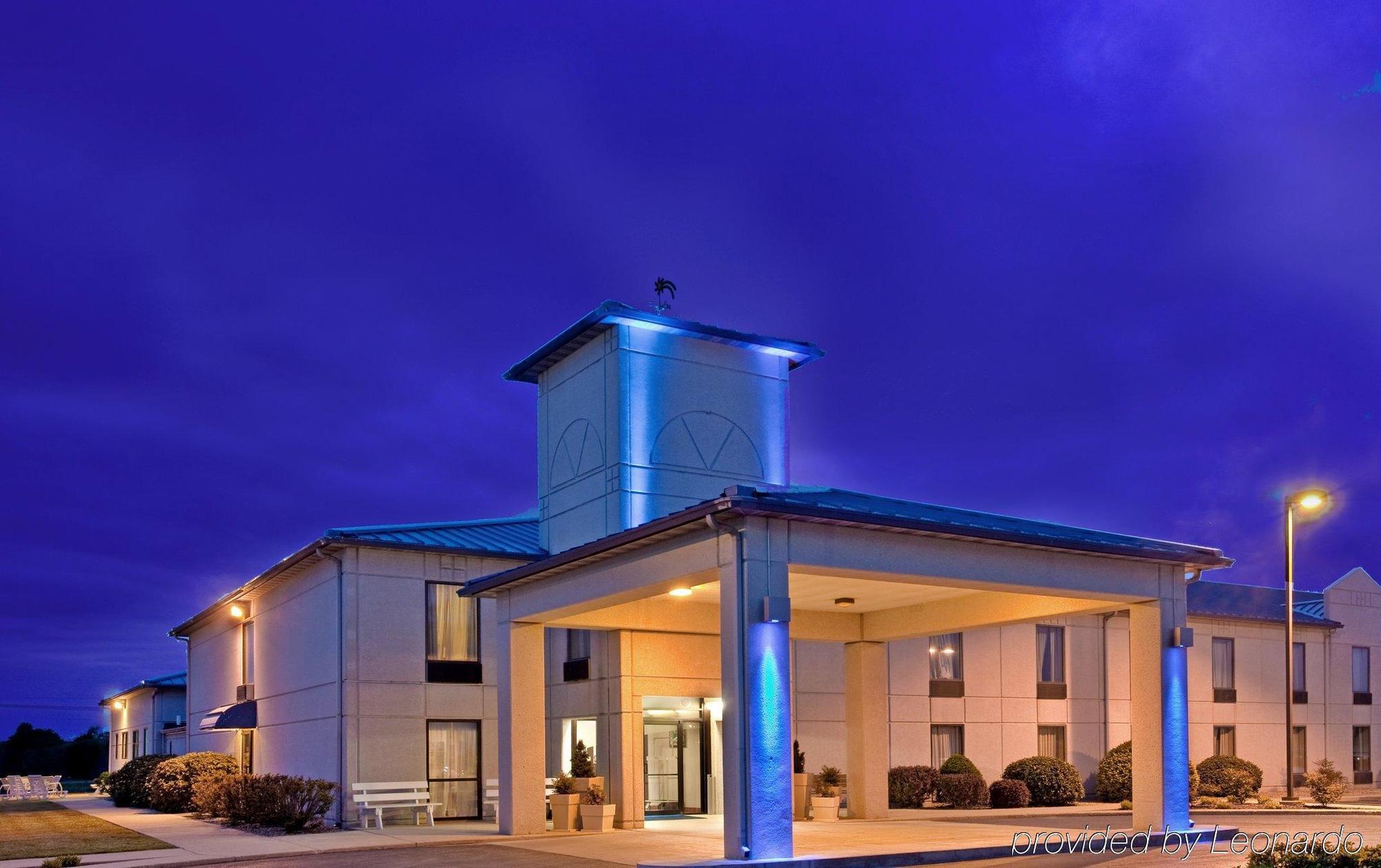 Hotel Baymont By Wyndham West Plains Exterior foto
